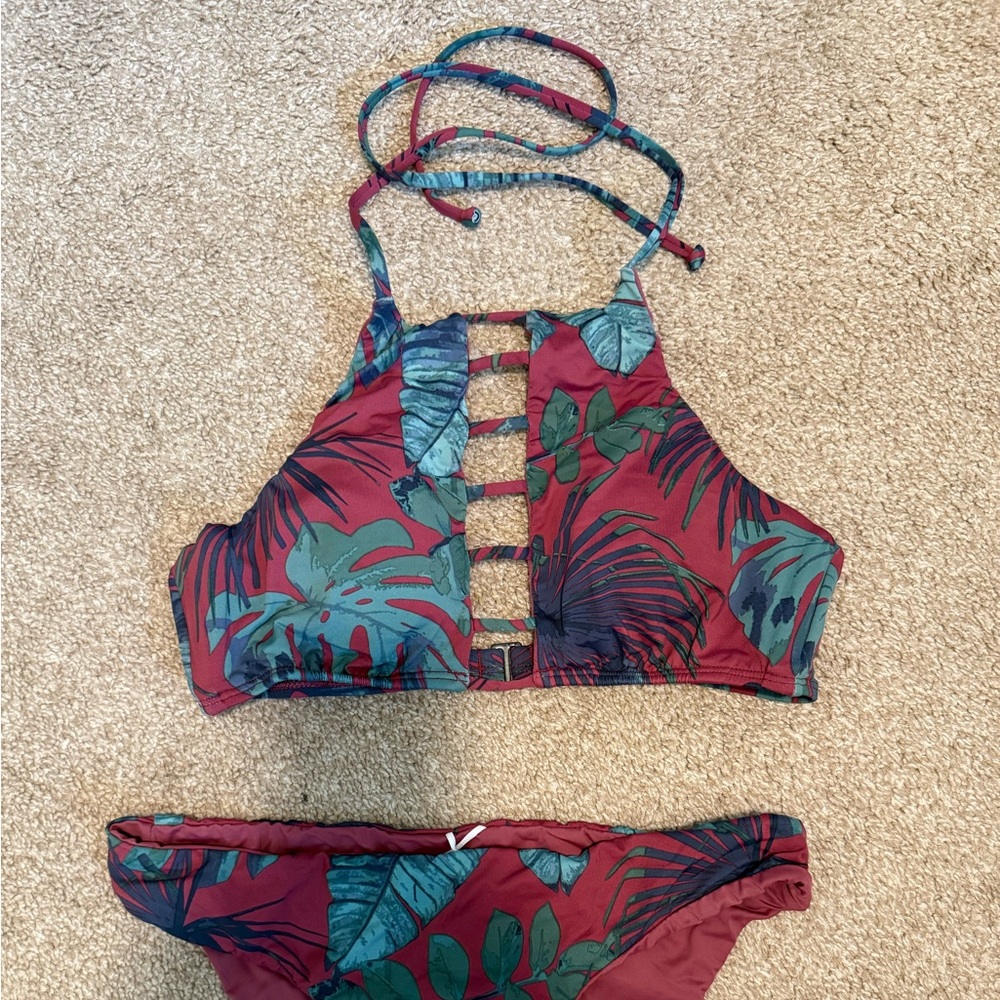 Bikini Lab Swim Top M